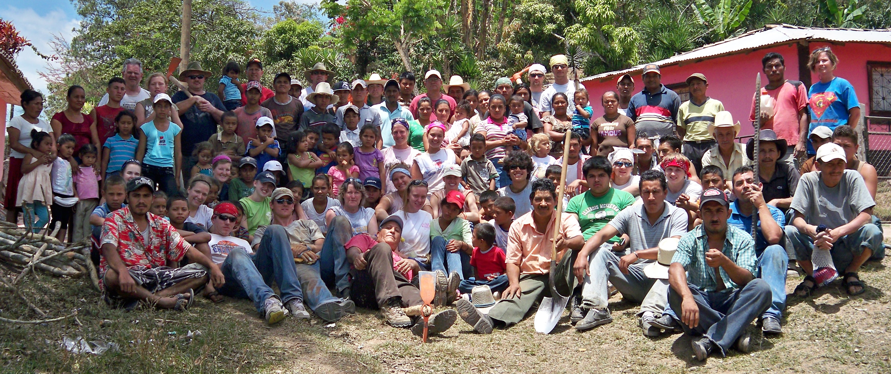 Missioners pose with La Florida villagers